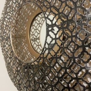 Set of 2 metal mirrored sconces